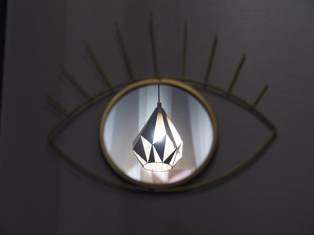 Photo Mirror Table Lamp