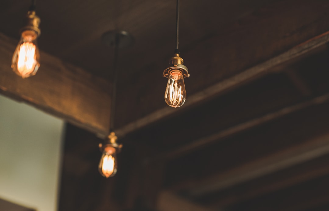 Photo wood beam restaurant light